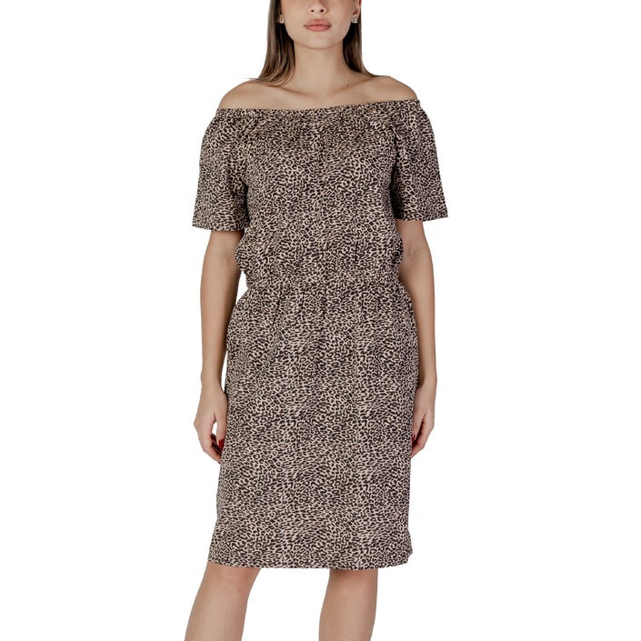 B.young Jurk Dames