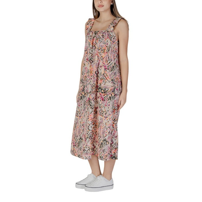 B.young Jurk Dames