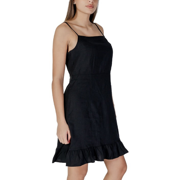 B.young Jurk Dames
