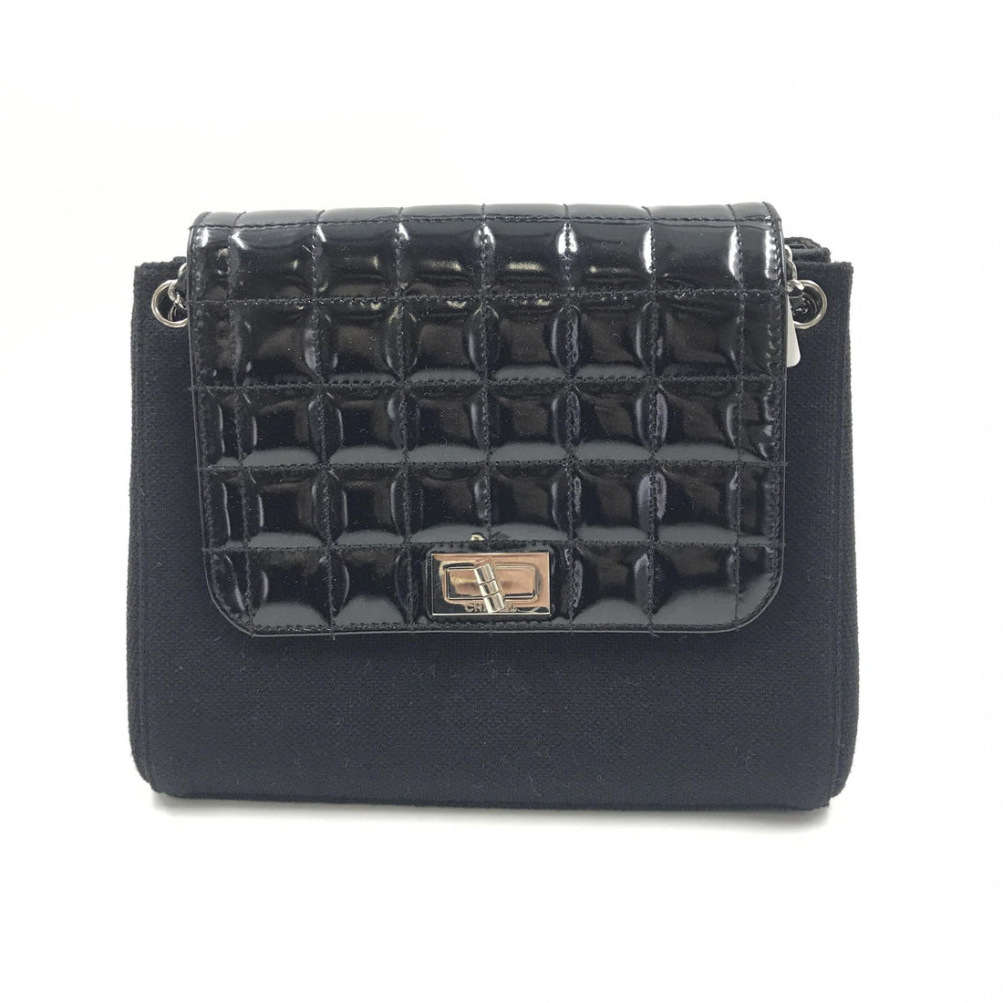 Chanel Chocolate Bar Patent Leather Shoulder Bag