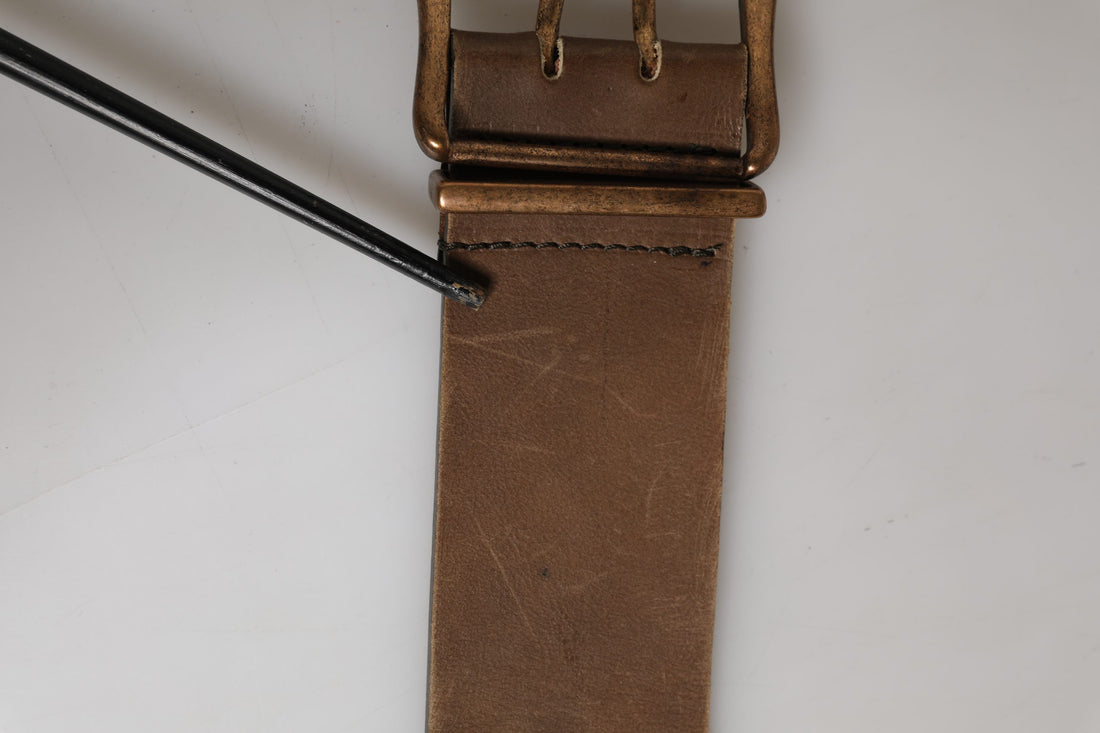 Bruine Leren Brede Riem met Gouden Metalen Gesp