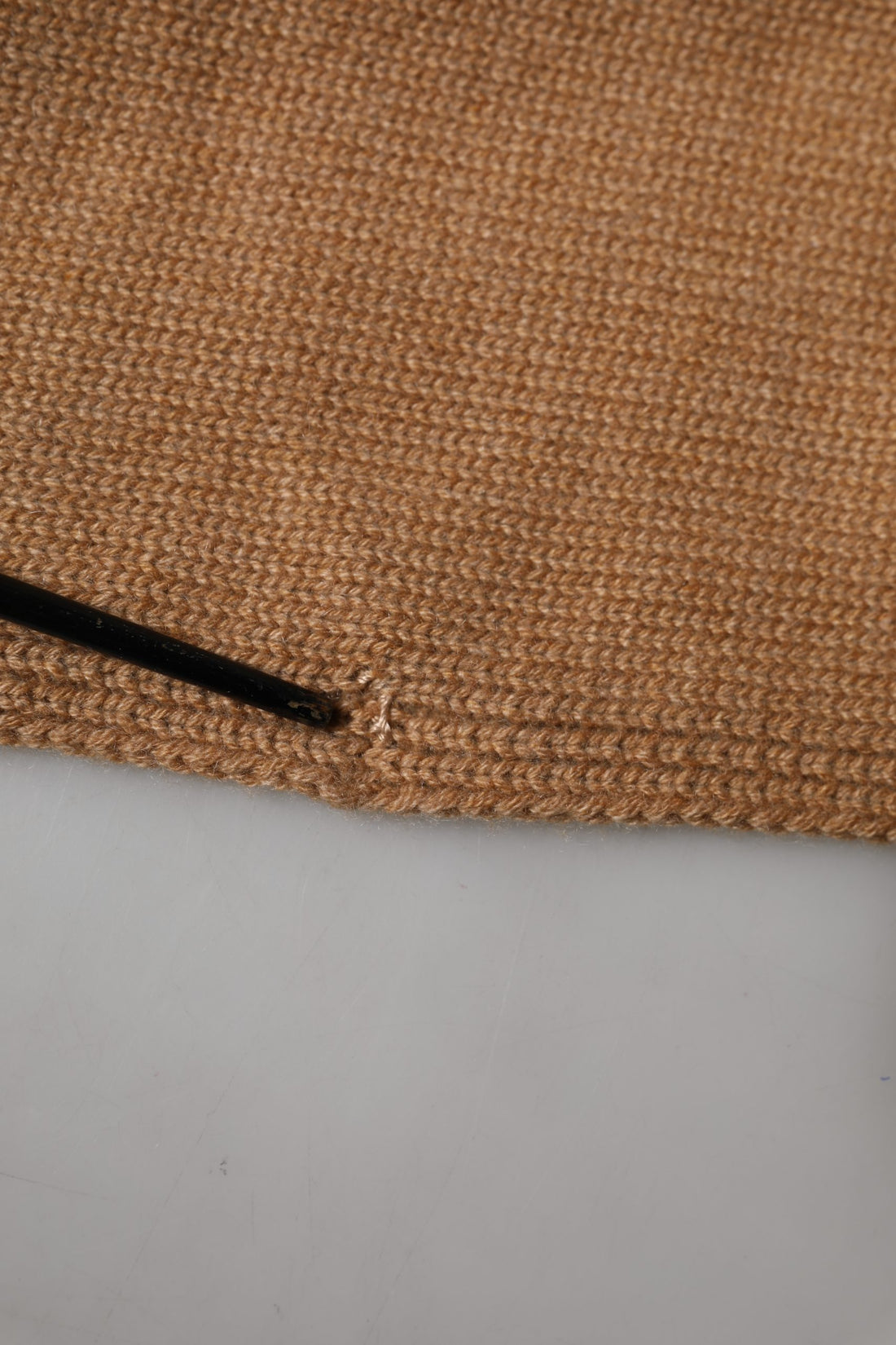 Dolce & Gabbana Brown Cashmere Knitted Men Neck Warmer One Size Scarf