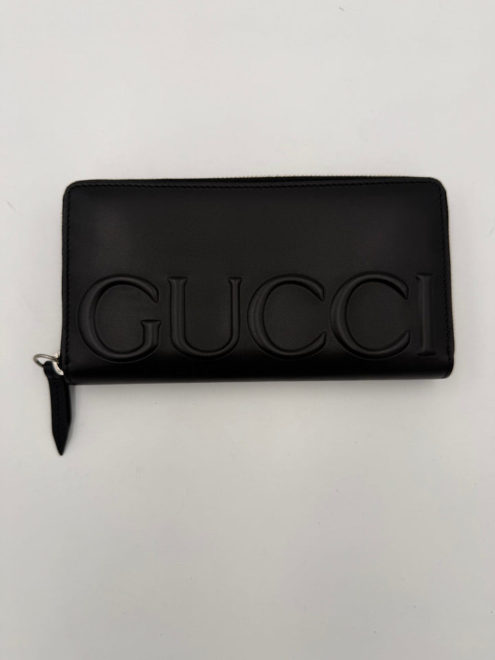 Gucci GUCCI Zip Black Front Logo Embossed Wallet