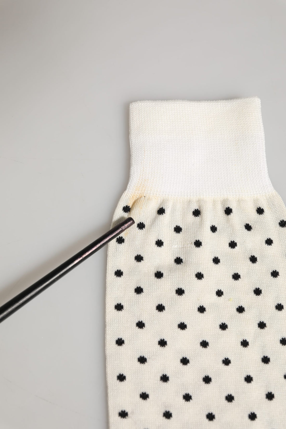 Dolce & Gabbana Off White Cotton Polka Dot Mid Calf Accessory Socks
