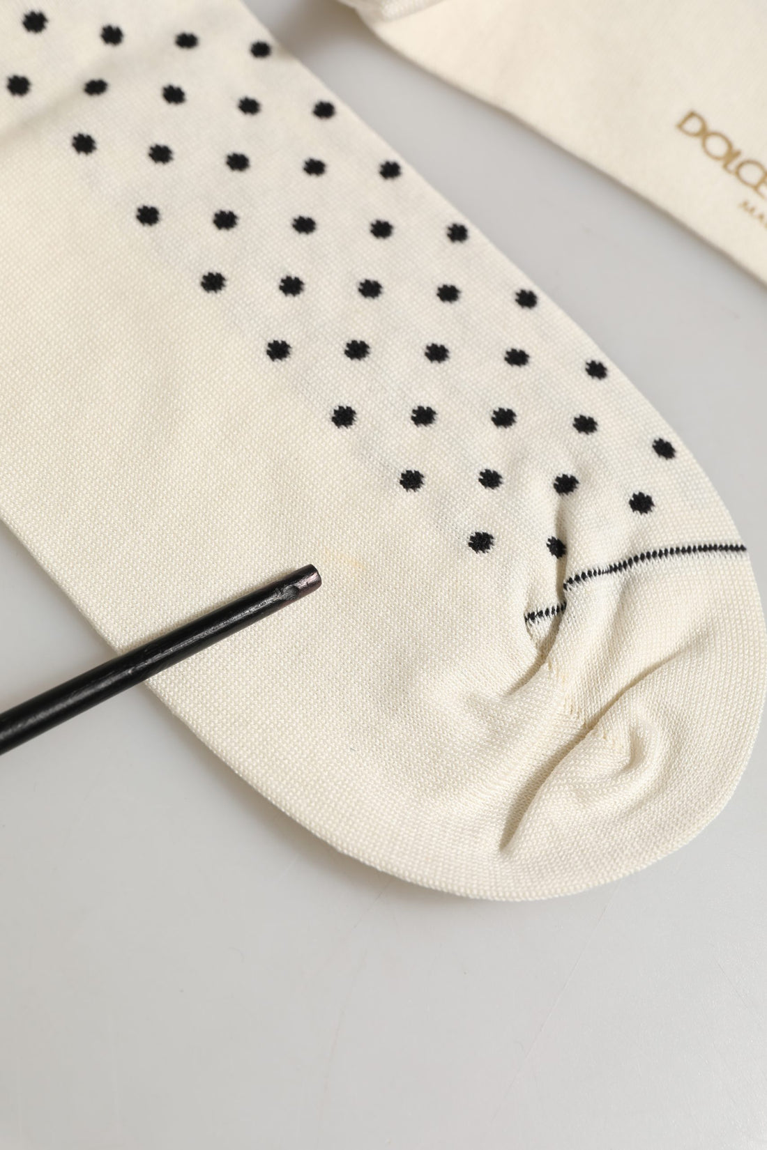 Dolce & Gabbana Off White Cotton Polka Dot Mid Calf Accessory Socks