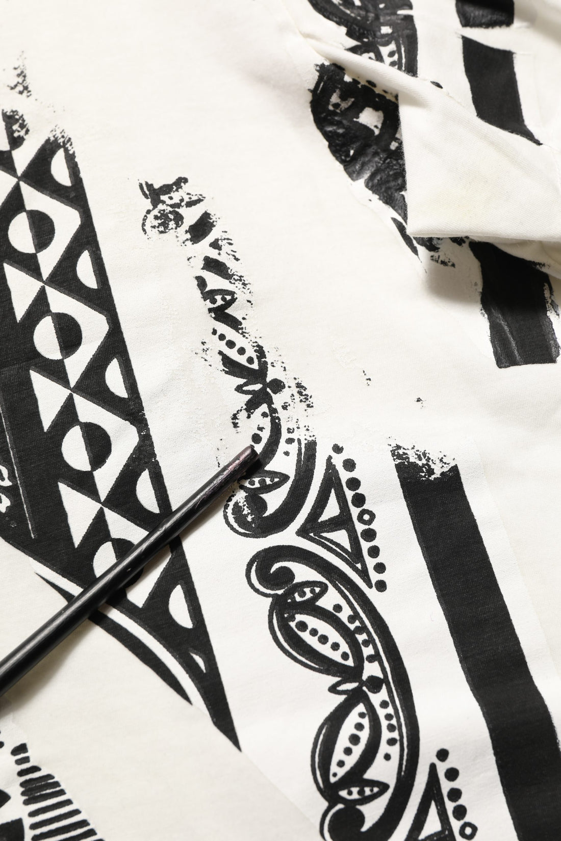 Dolce & Gabbana White Bandana Print Cotton Crew Neck T-shirt