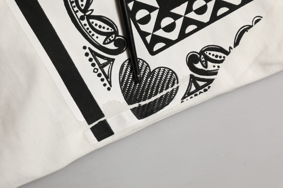 Dolce & Gabbana White Bandana Print Cotton Crew Neck T-shirt