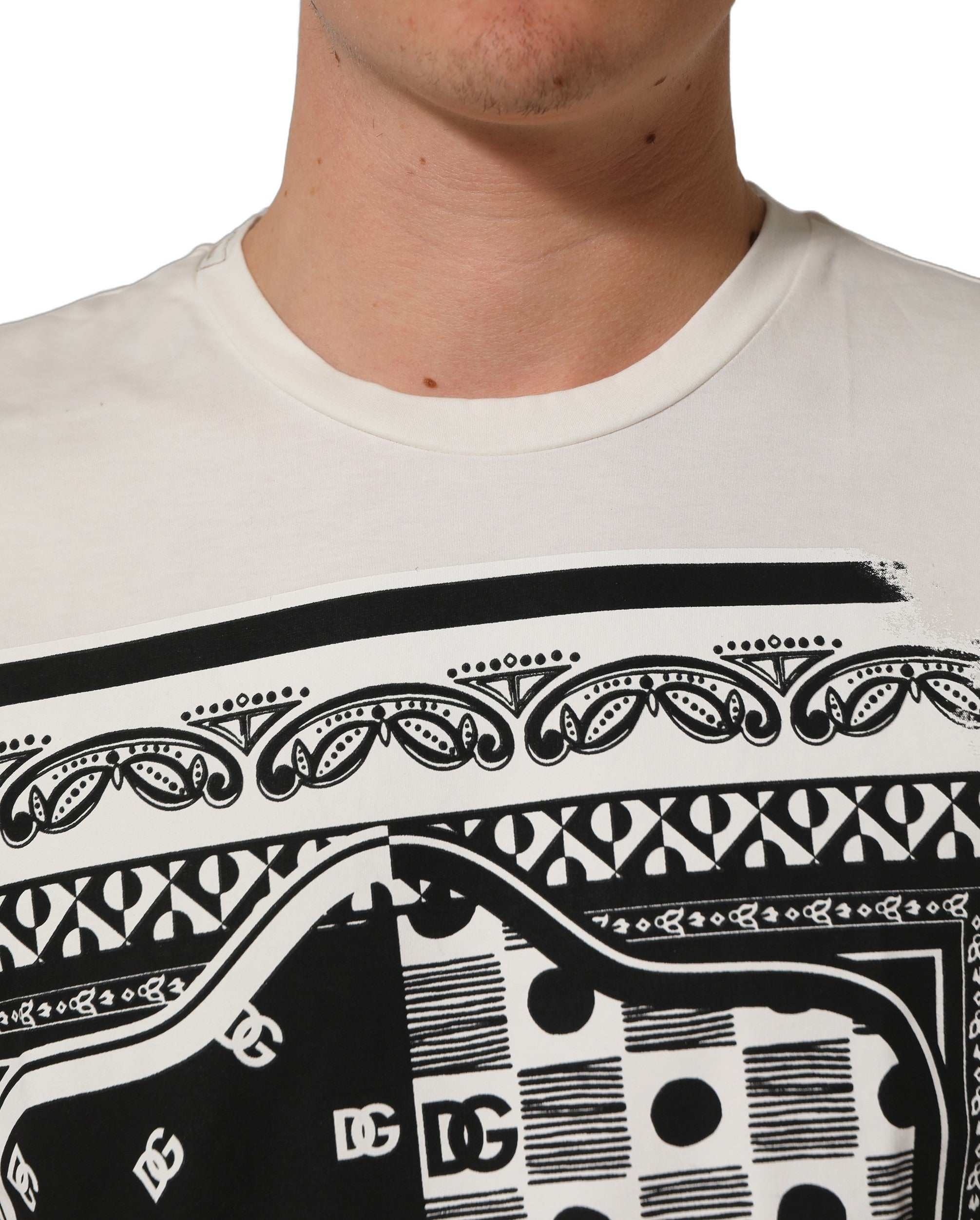Dolce & Gabbana White Bandana Print Cotton Crew Neck T-shirt