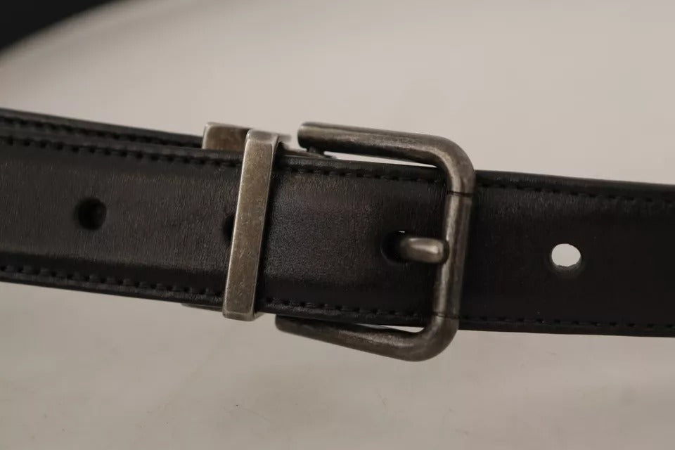 Zwarte Leren Riem met Vintage Logo en Metalen Gesp
