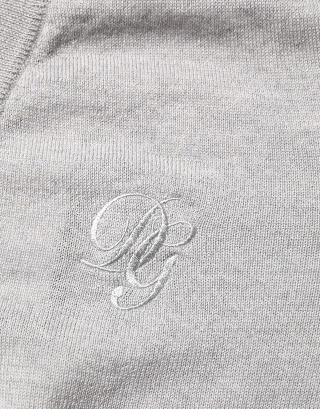 Grijze wollen gebreide V-hals trui met logo