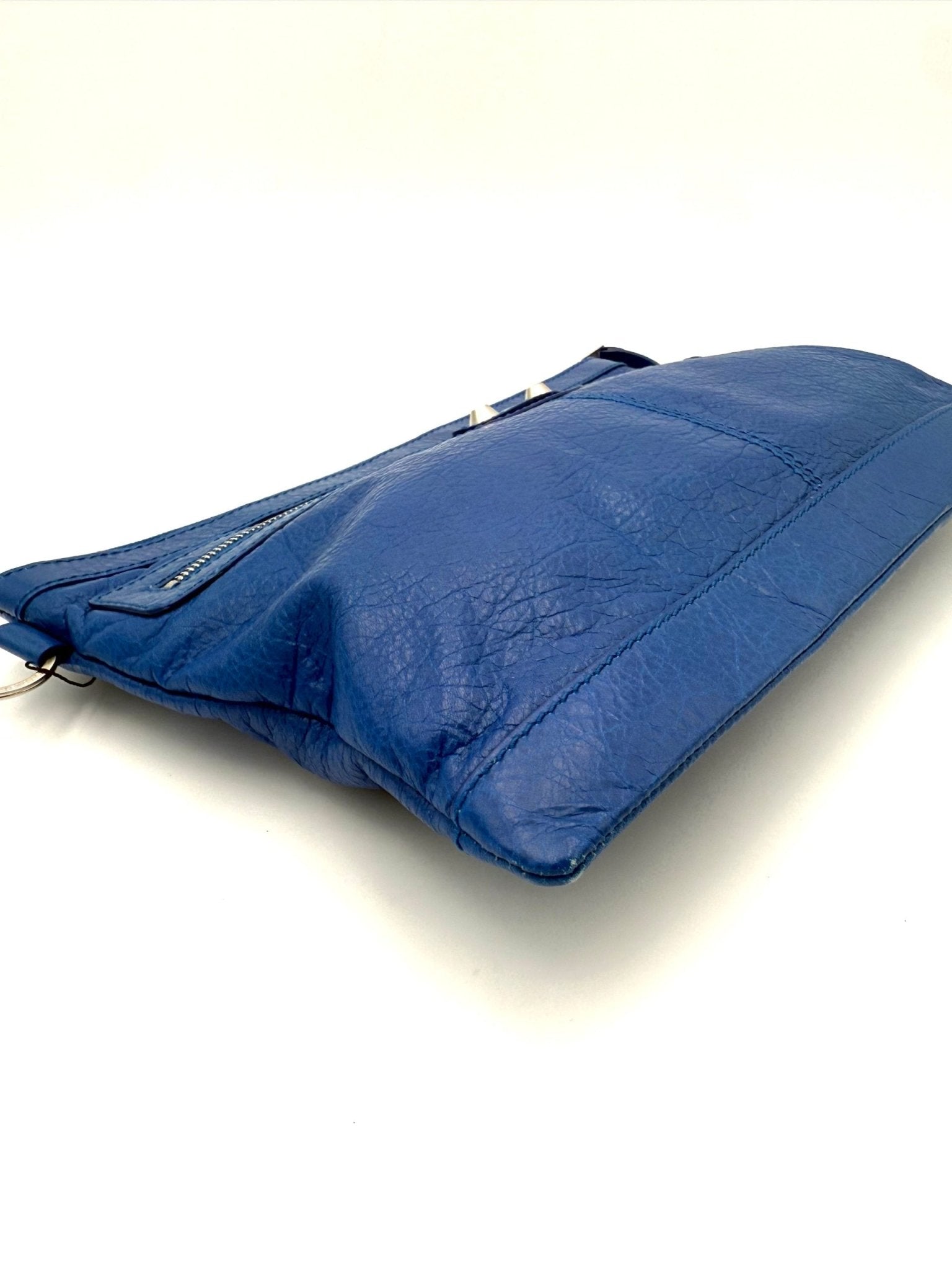 Balenciaga BALENCIAGA LE CAGOLE Blue Pouch - RIMODA