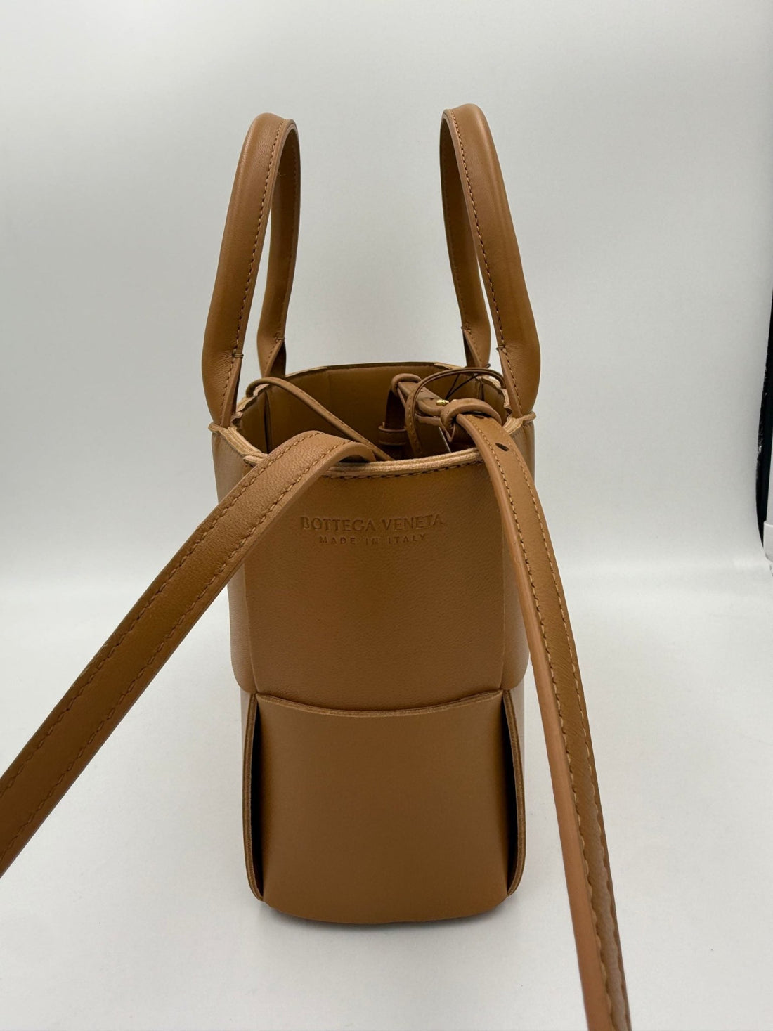 Bottega Veneta BOTTEGA VENETA ARCO Shoulder Bag - RIMODA