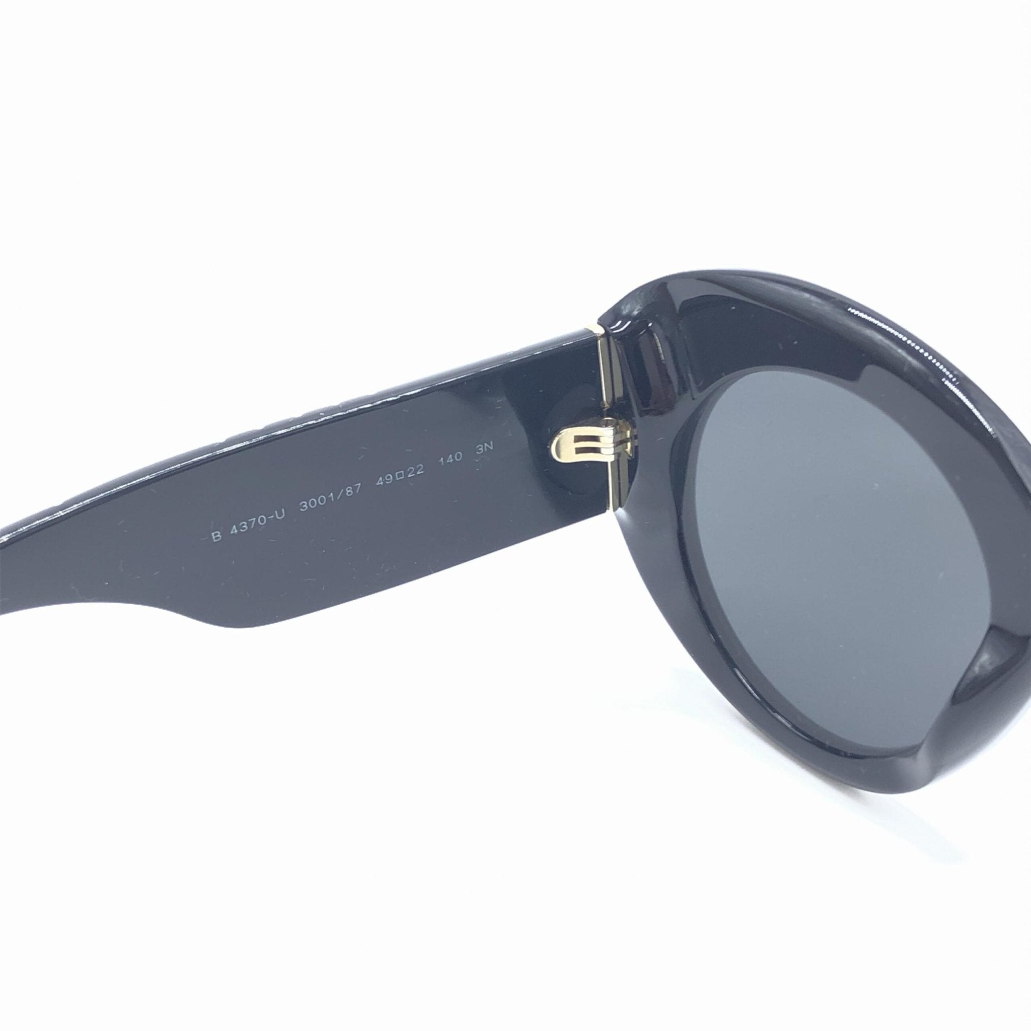 Burberry Black Oversized Round Sunglasses - RIMODA