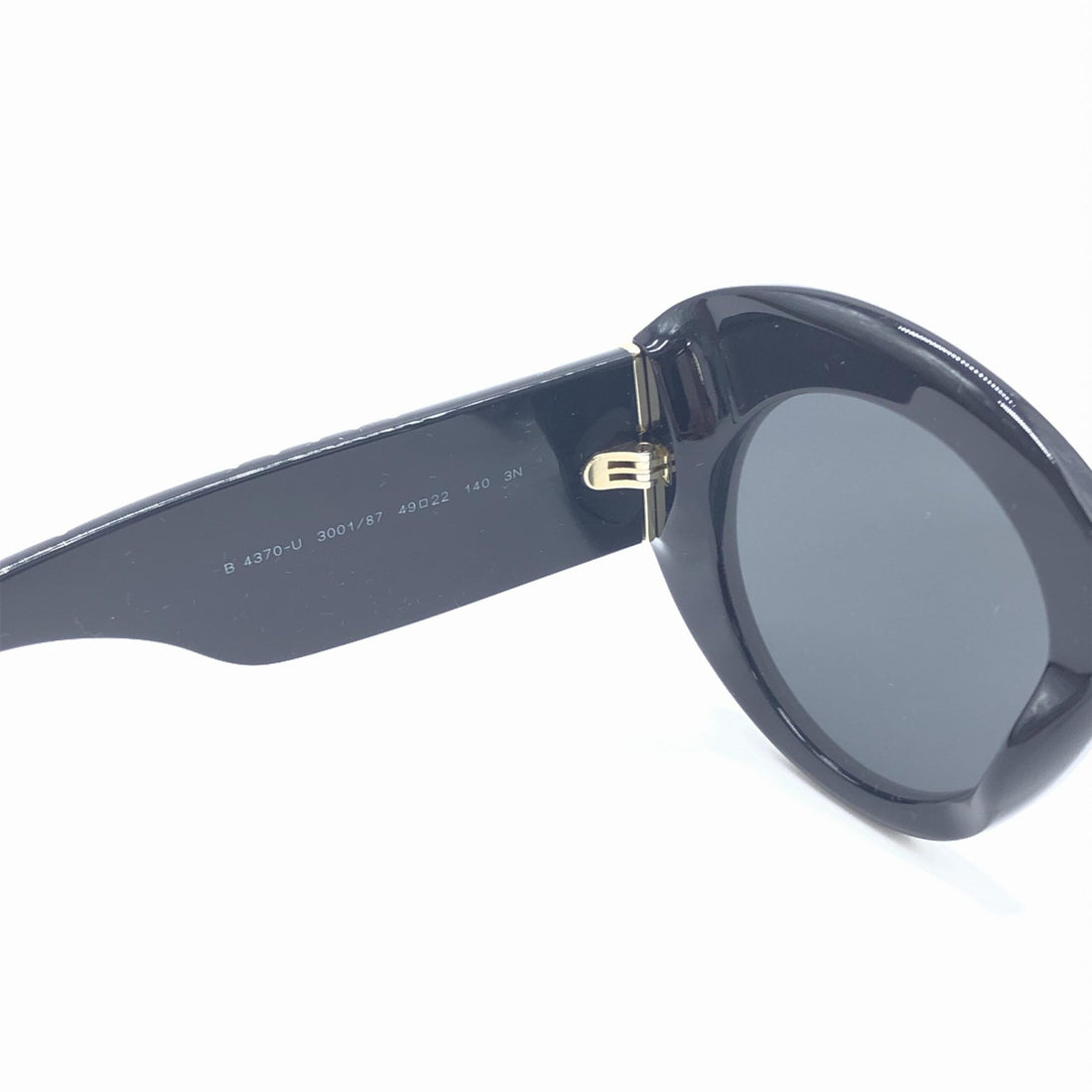 Burberry Black Oversized Round Sunglasses - RIMODA