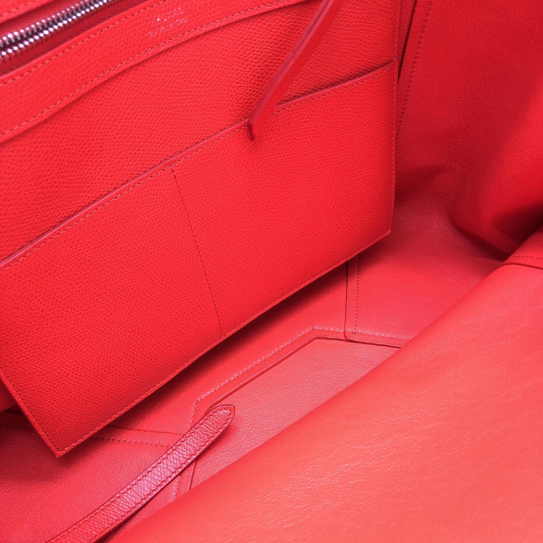 Celine Cabas Phantom Red Pebbled Leather Tote Bag - RIMODA