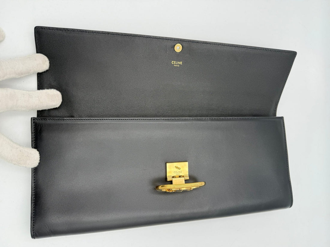 Celine CELINE TRIOMPHE Black Clutch - RIMODA