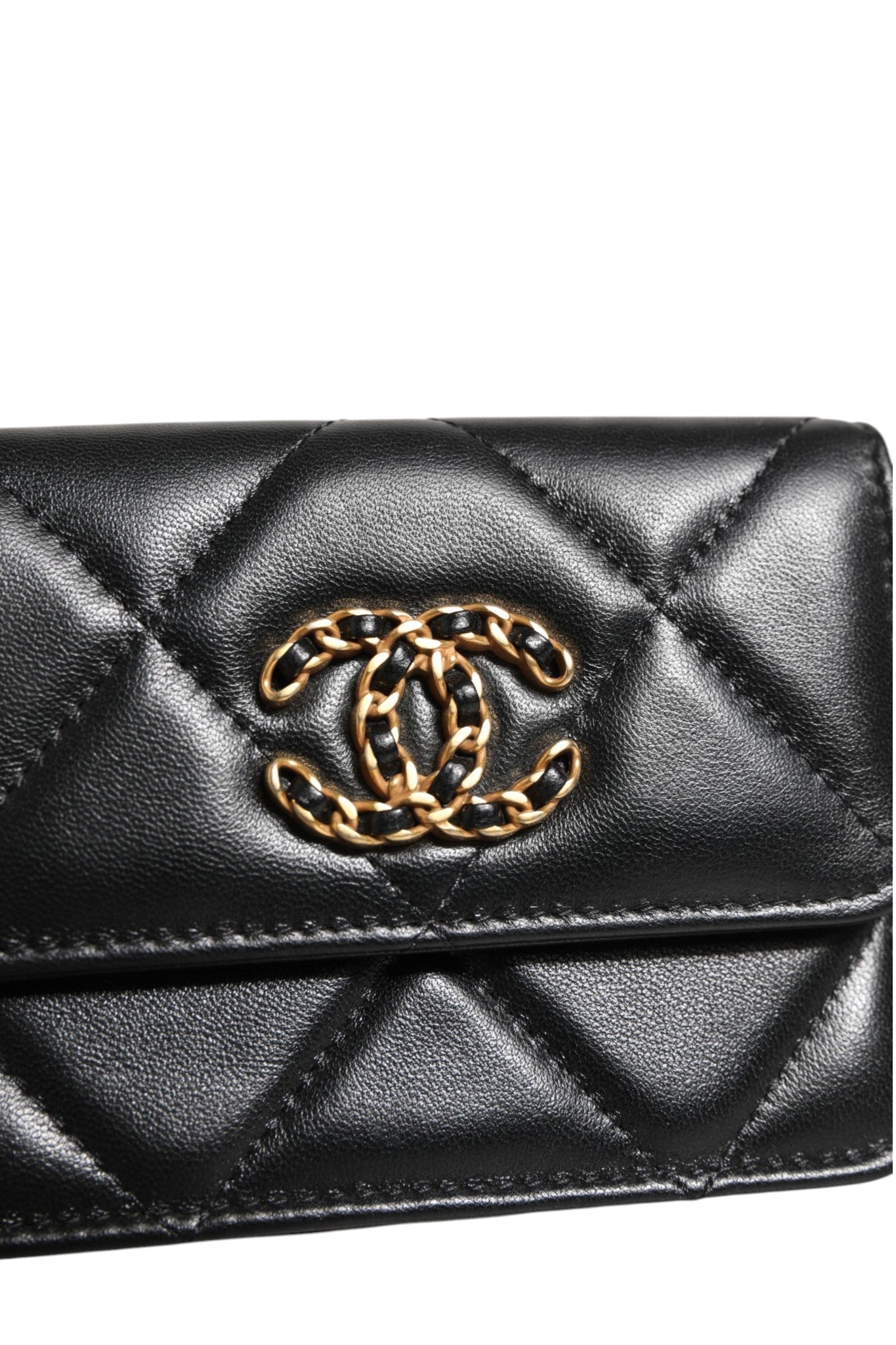 Chanel 19 Flap Coin Purse Quilted Leather Black Crossbody - RIMODA