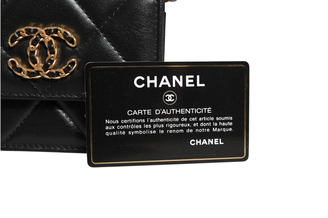 Chanel 19 Flap Coin Purse Quilted Leather Black Crossbody - RIMODA
