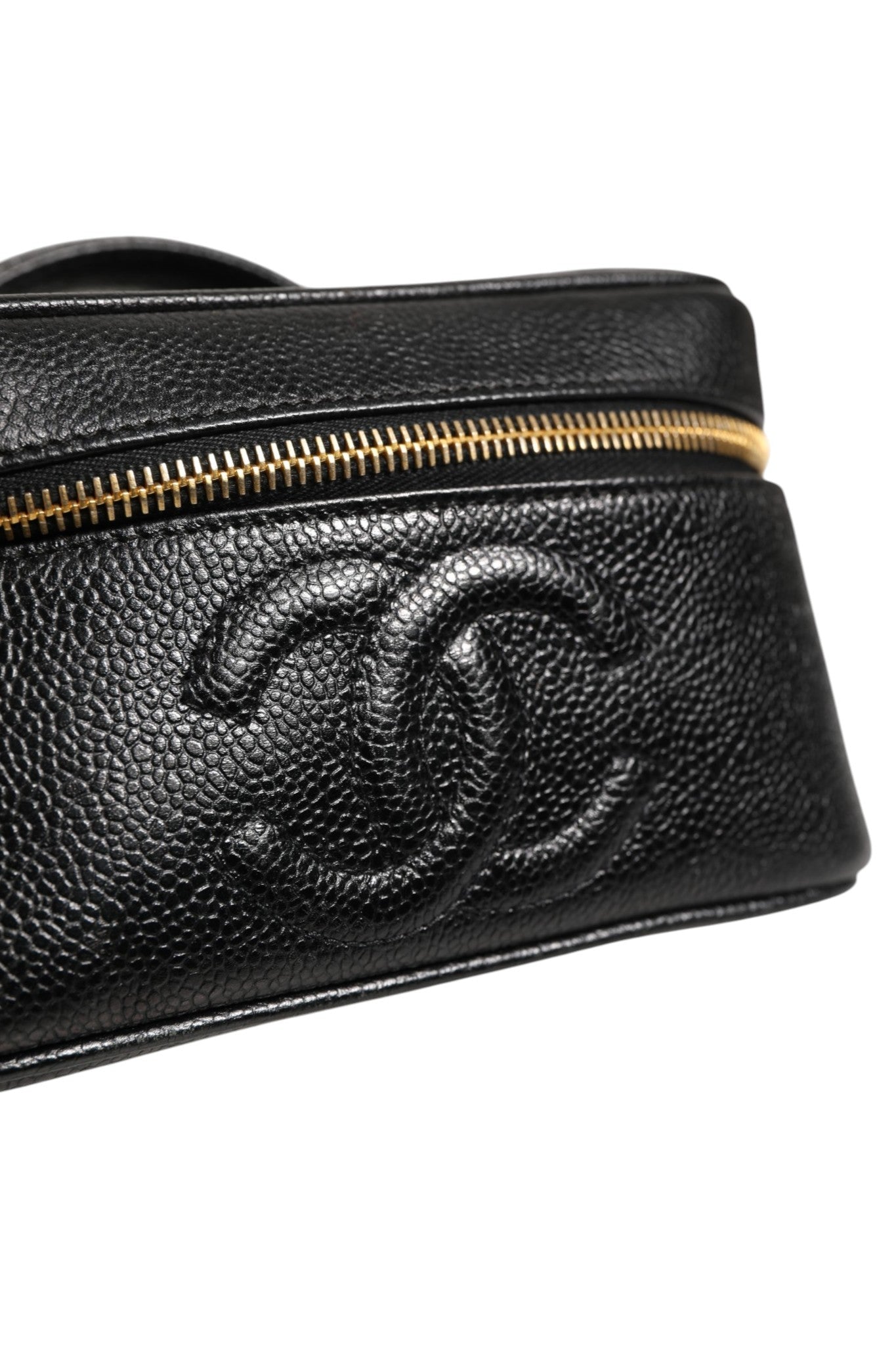 Chanel Black and gold makeup bag - RIMODA