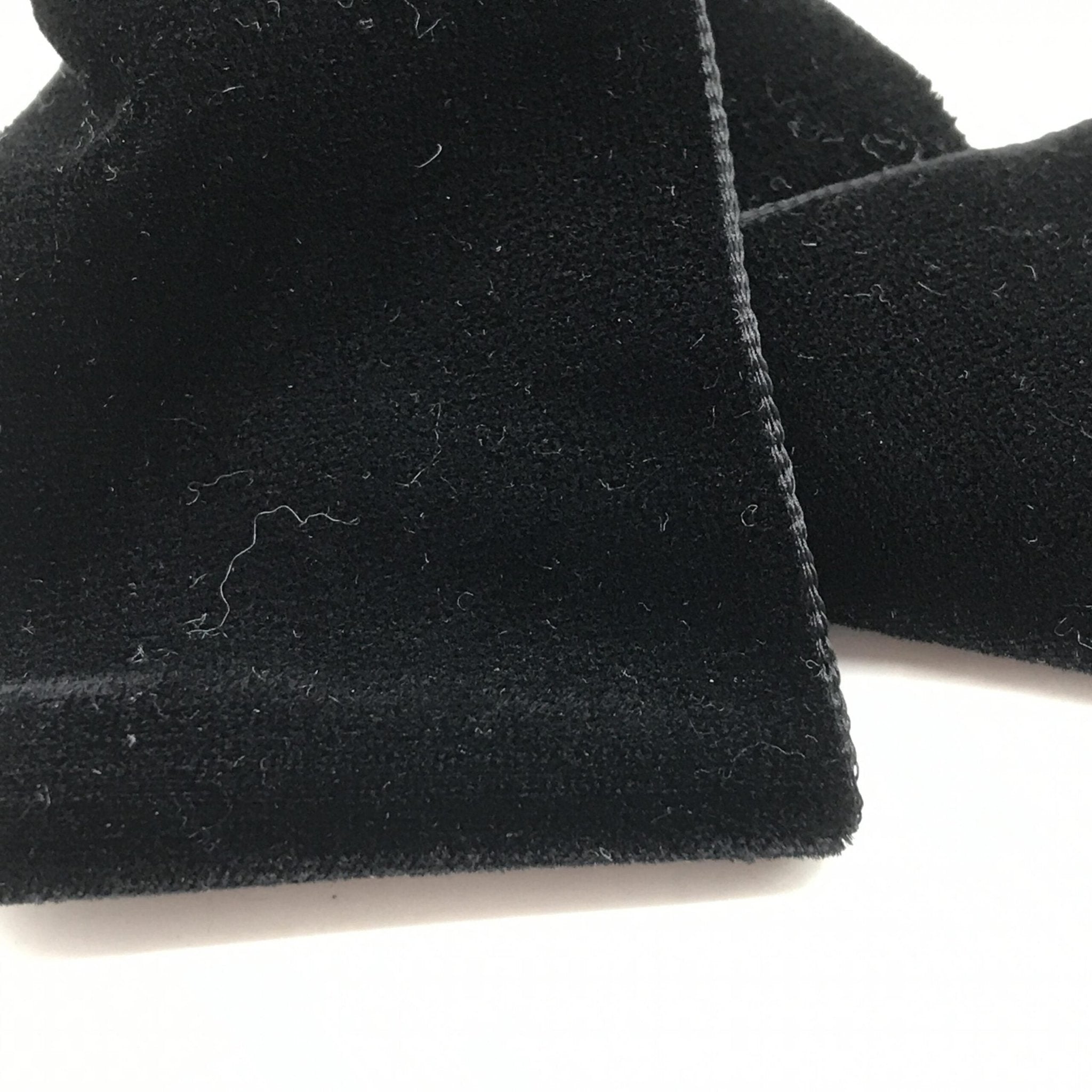 Chanel Black Velvet Bow Hair Accessory - RIMODA