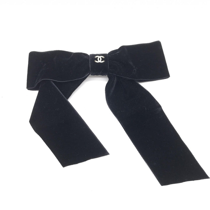 Chanel Black Velvet Bow Hair Accessory - RIMODA