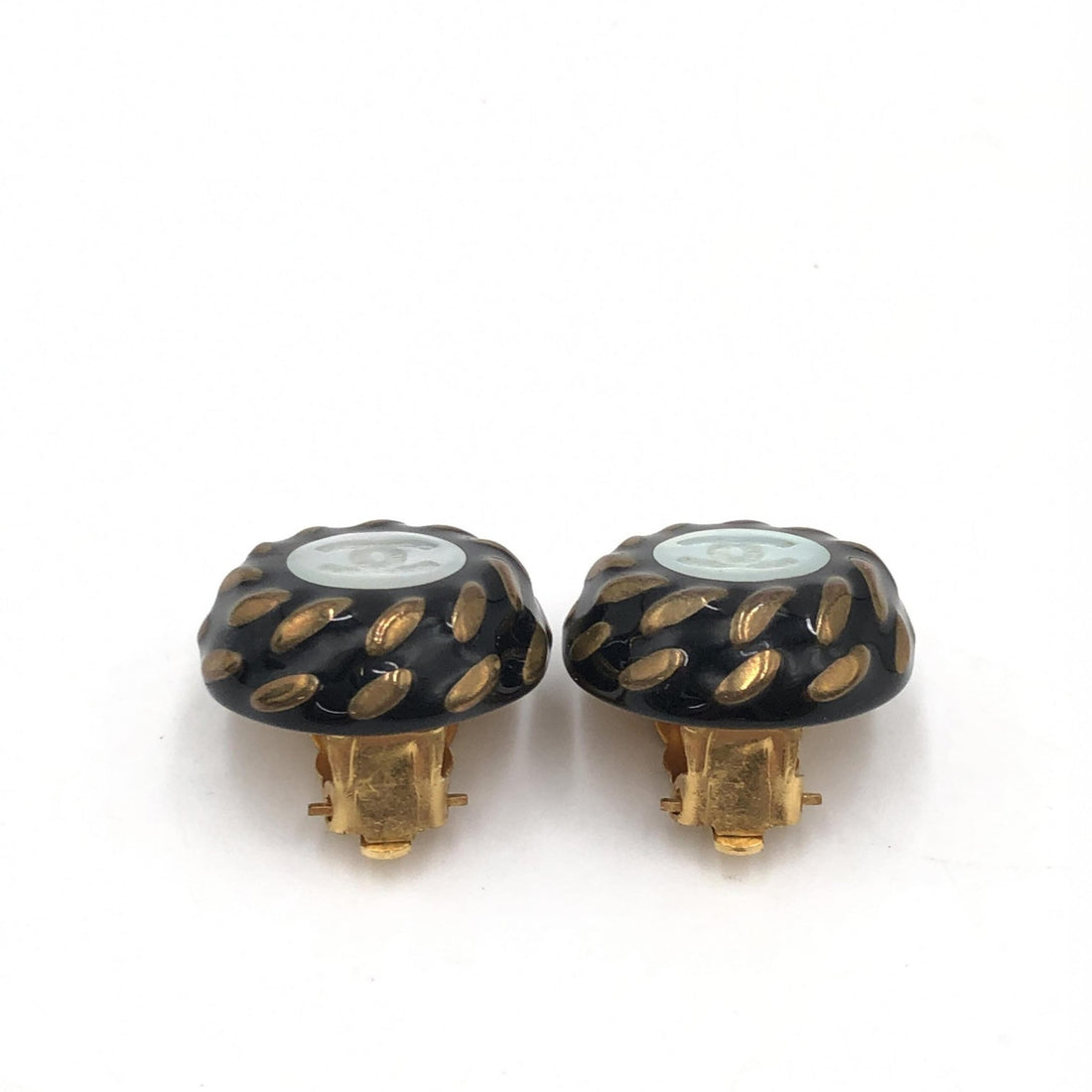 Chanel CC Button Clip-On Earrings - RIMODA