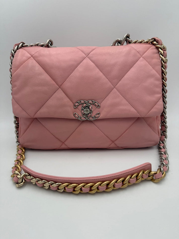 Chanel CHANEL 19 Medium Pink Handbag - RIMODA
