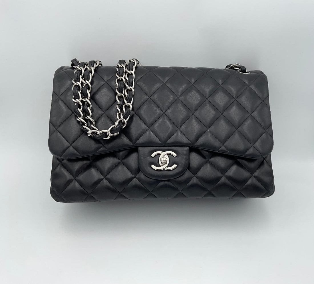 Chanel CHANEL Timeless Classique Jumbo Handbag - RIMODA