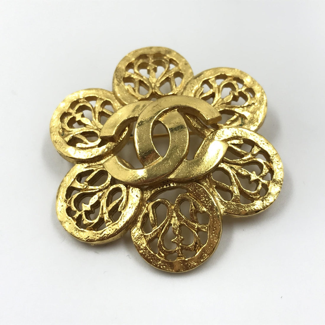 Chanel Costume Jewlery Vintage Brooch Coco Medallian - RIMODA