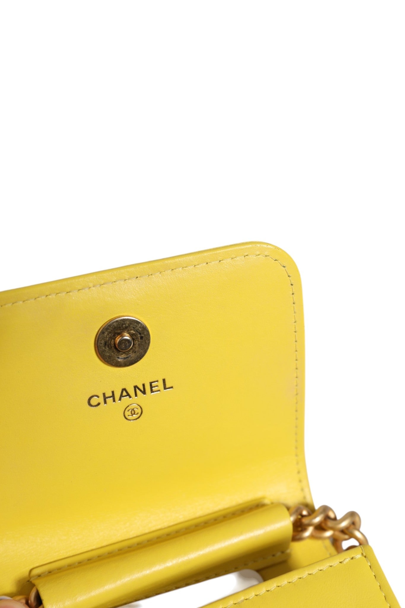 Chanel Crossbody Yellow Leather Bag - RIMODA