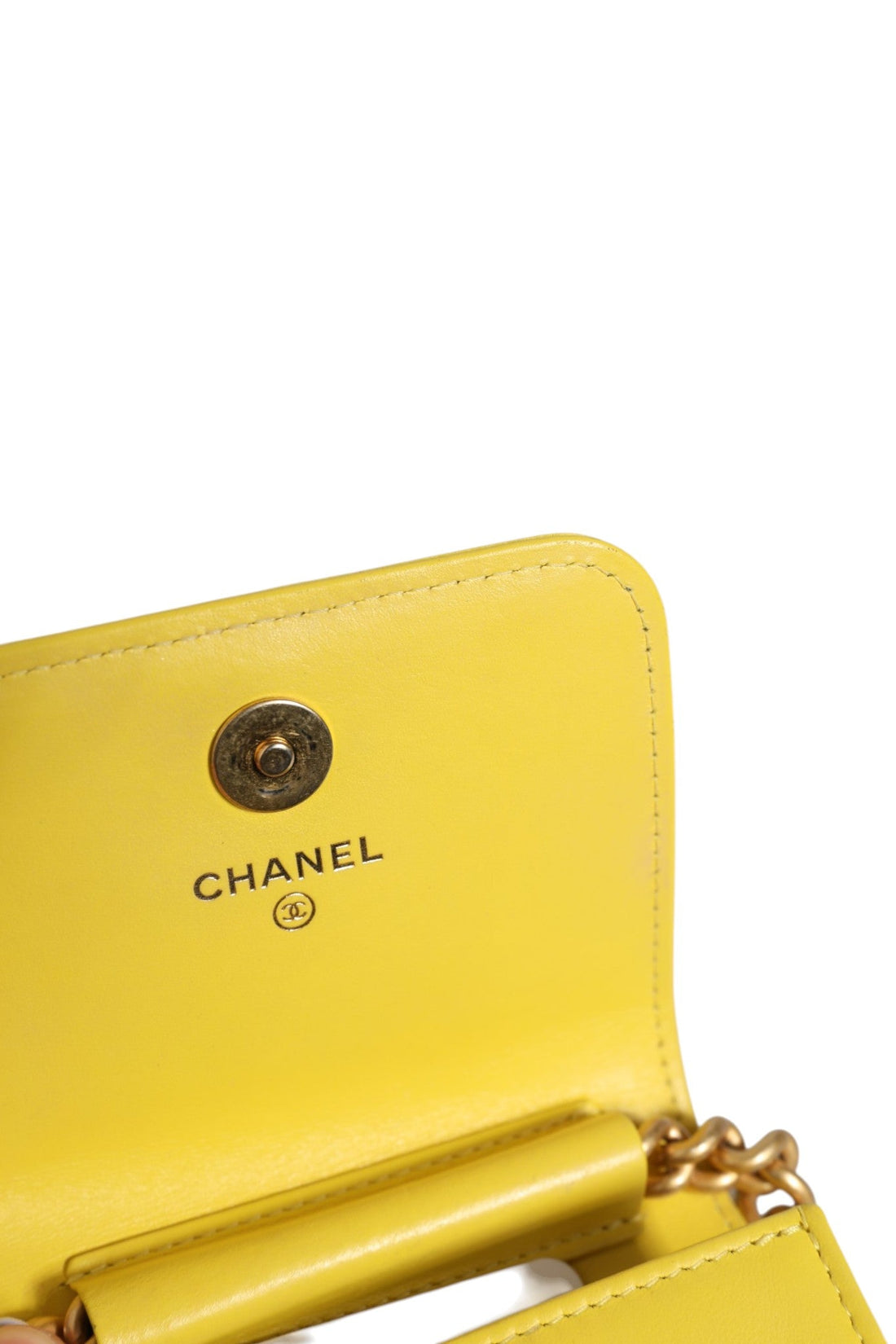 Chanel Crossbody Yellow Leather Bag - RIMODA