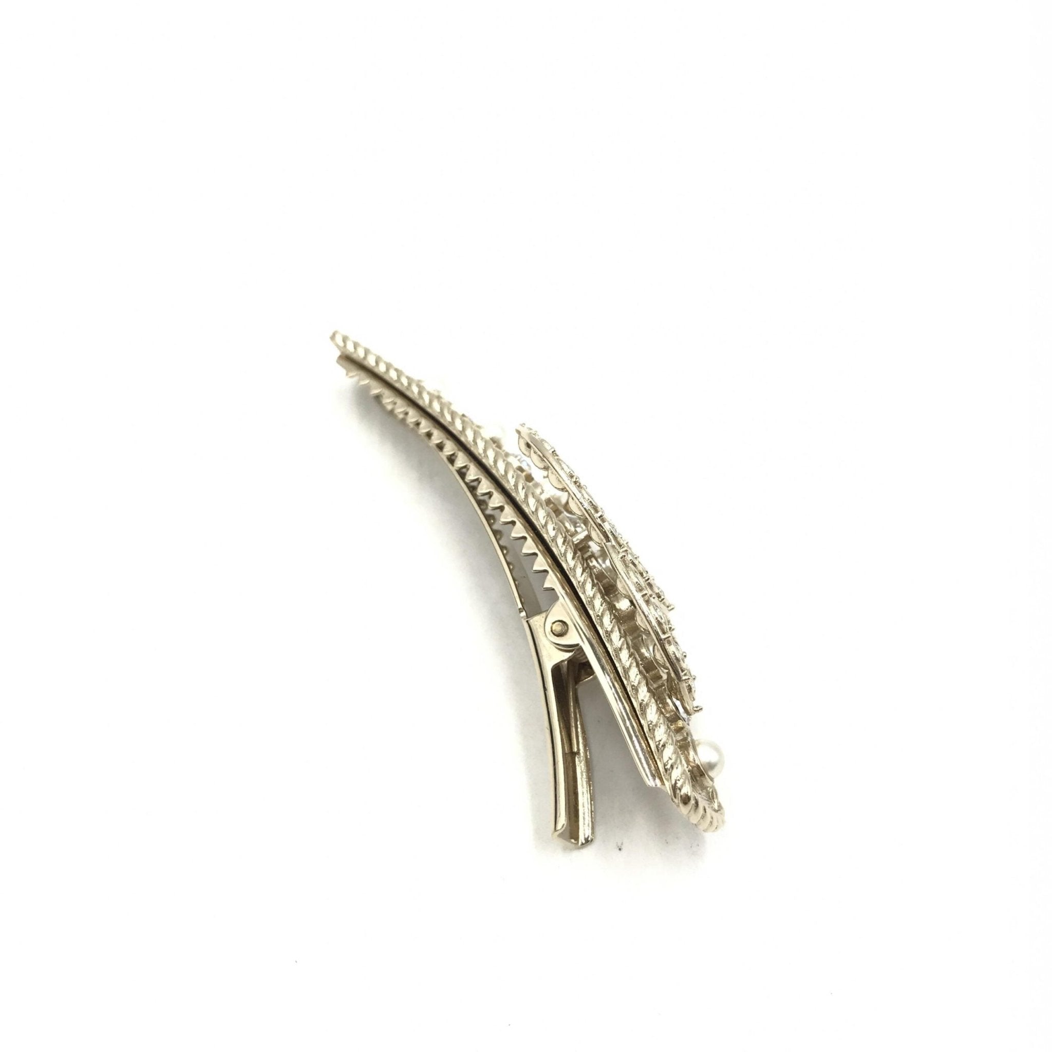 Chanel Crystal Pearl CC Hair Clip - RIMODA