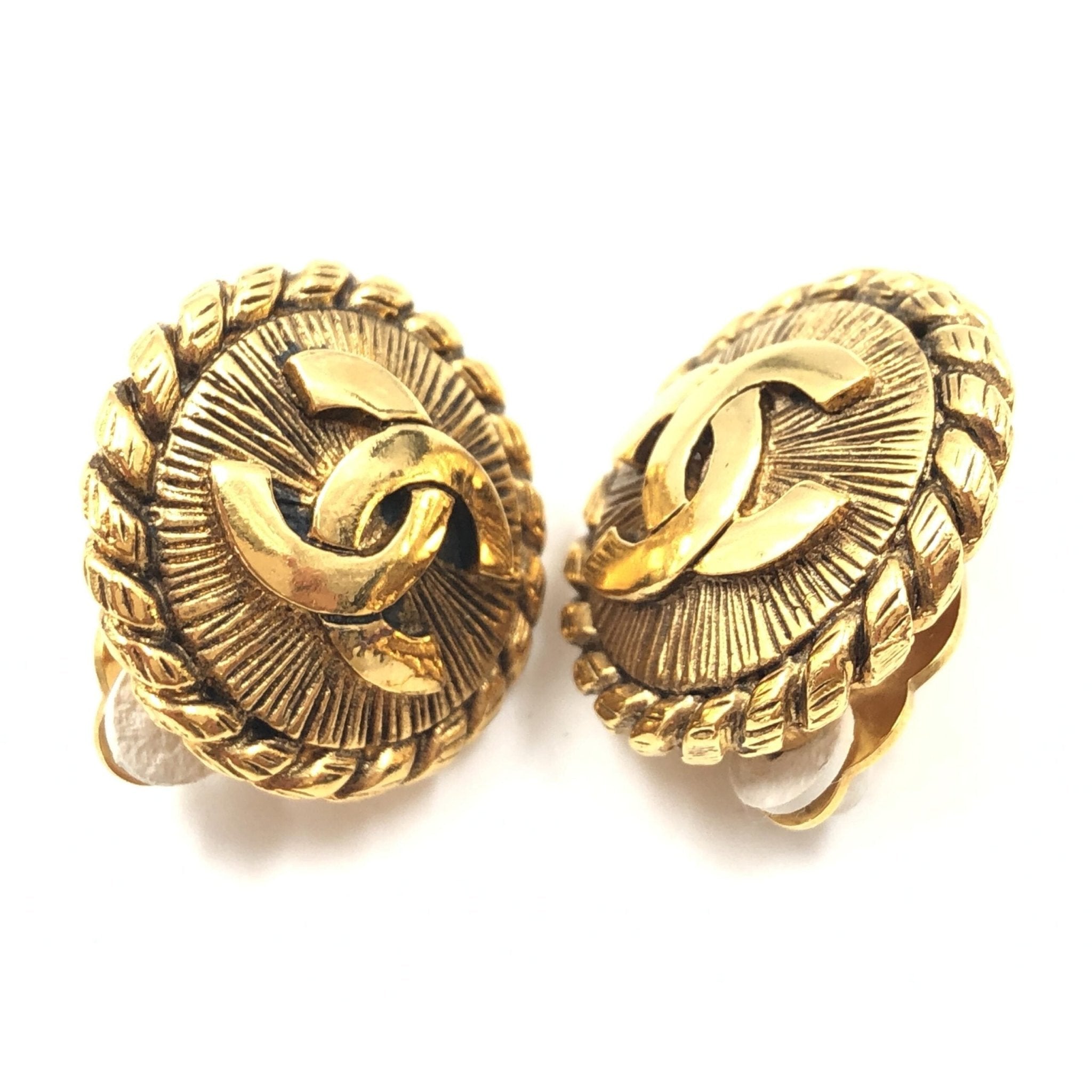 Chanel Gold Plated CC Clip On Earrings - RIMODA