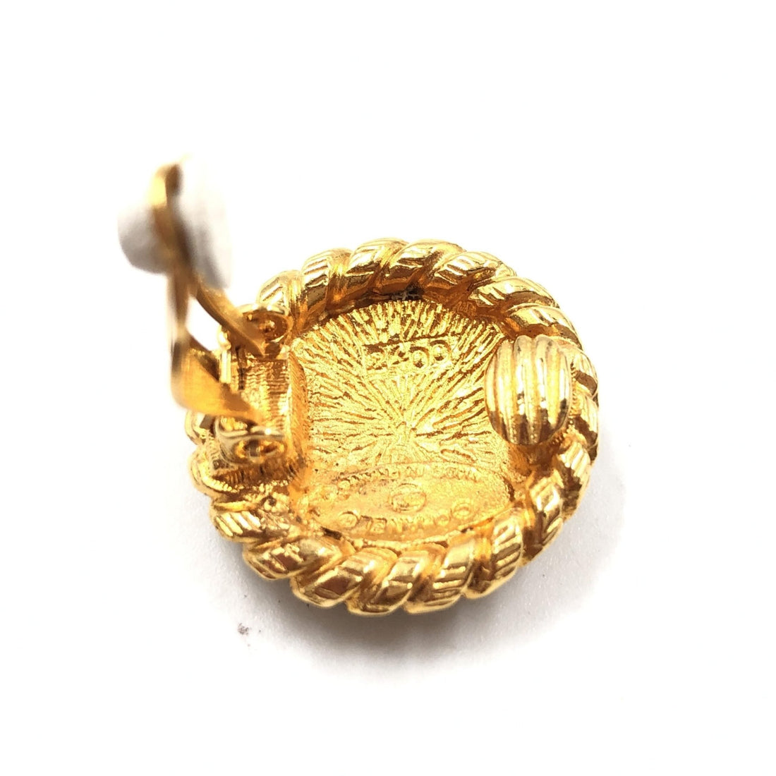 Chanel Gold Plated CC Clip On Earrings - RIMODA