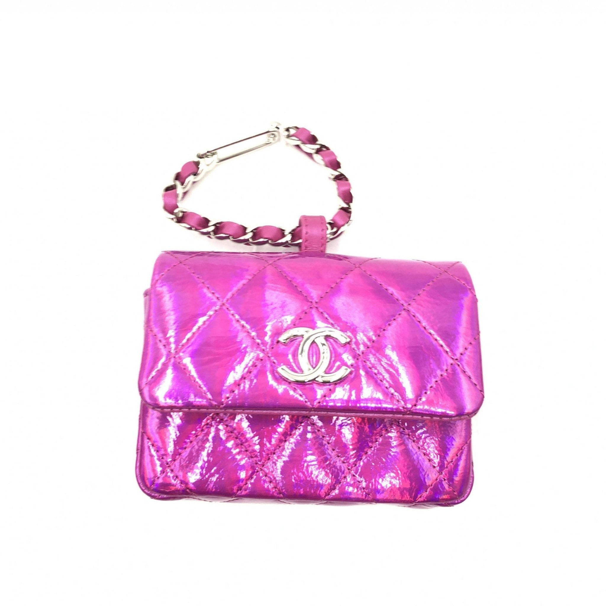Chanel Iridescent Pink Quilted Leather Pouch - RIMODA