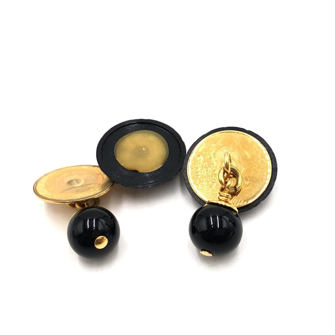 Chanel Matelasse Coco Mark Black Plastic Cufflinks - RIMODA