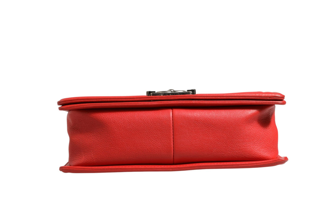 Chanel Red Diamond Stitch Calfskin Leather New Medium Boy Bag - RIMODA