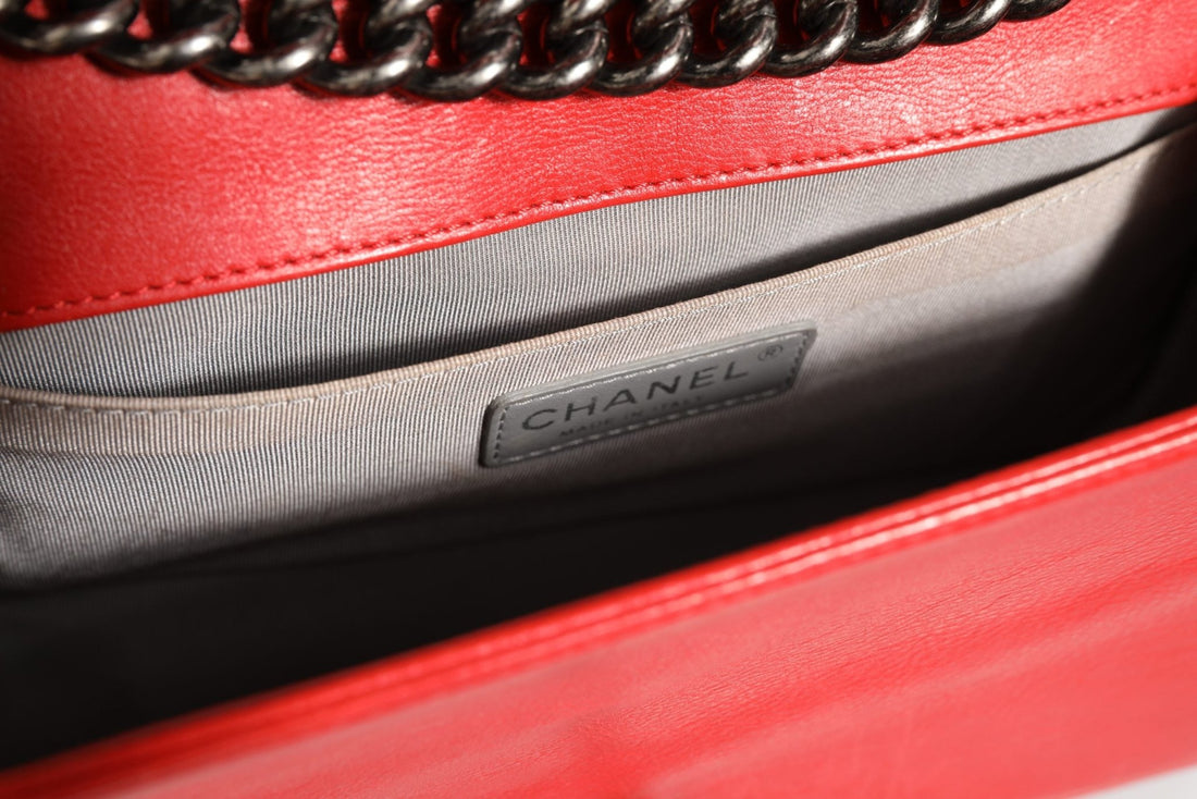 Chanel Red Diamond Stitch Calfskin Leather New Medium Boy Bag - RIMODA
