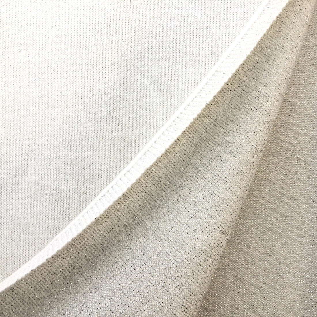 Chanel Scarf/Shawl, Wool (Not Knit) - RIMODA
