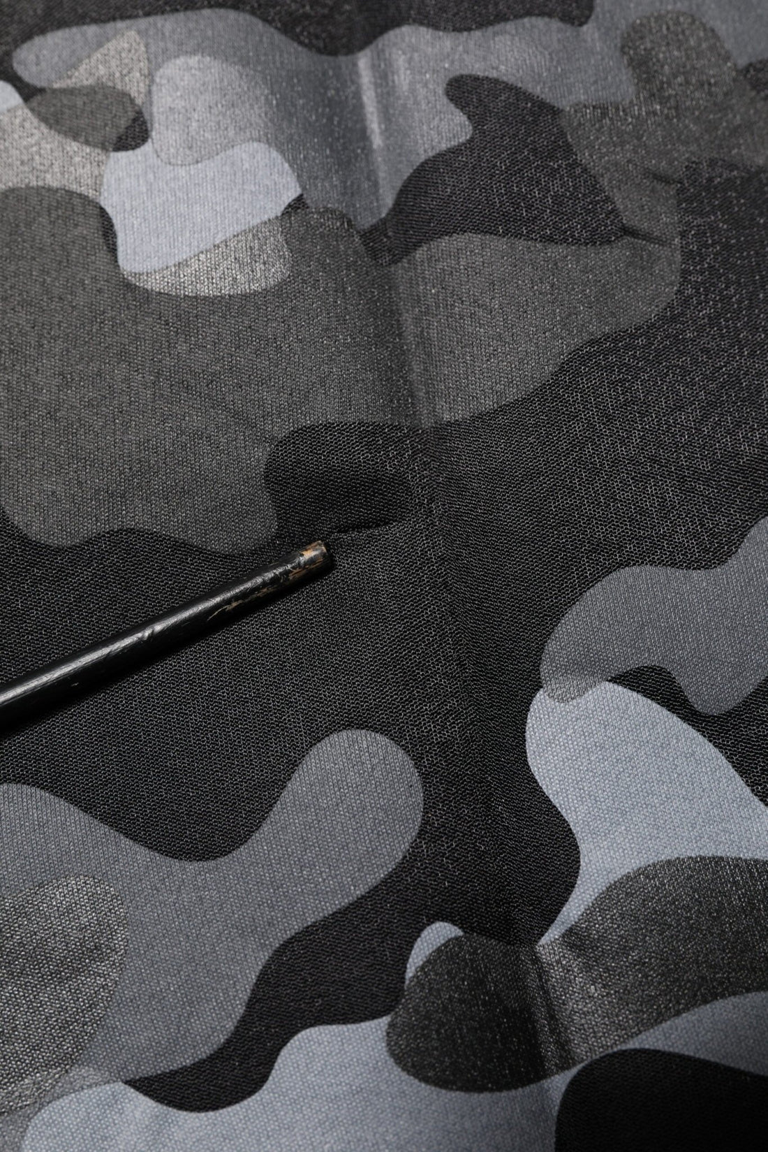 Dolce & Gabbana Black Camouflage Pullover Sweatshirt Sweater - RIMODA
