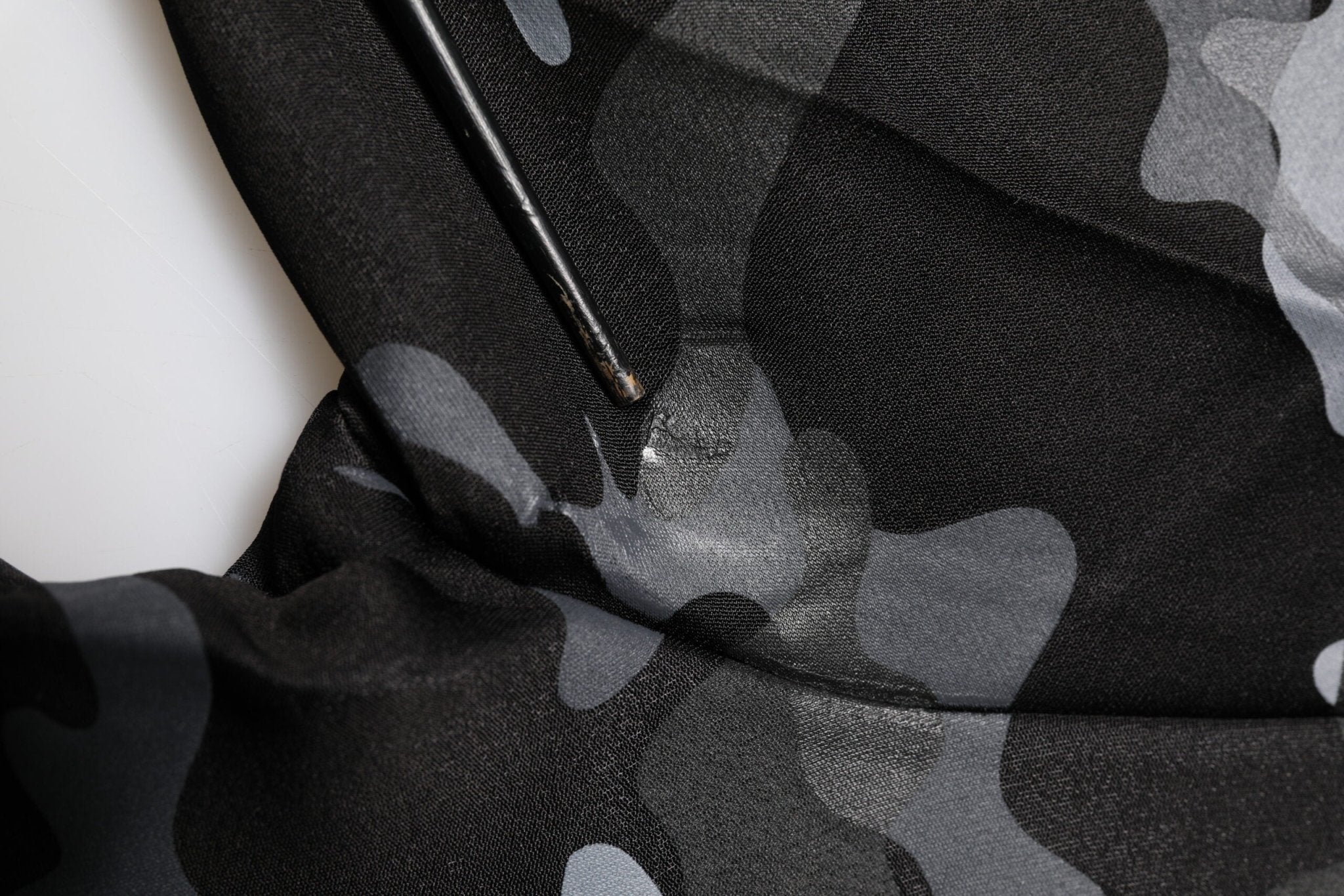 Dolce & Gabbana Black Camouflage Pullover Sweatshirt Sweater - RIMODA