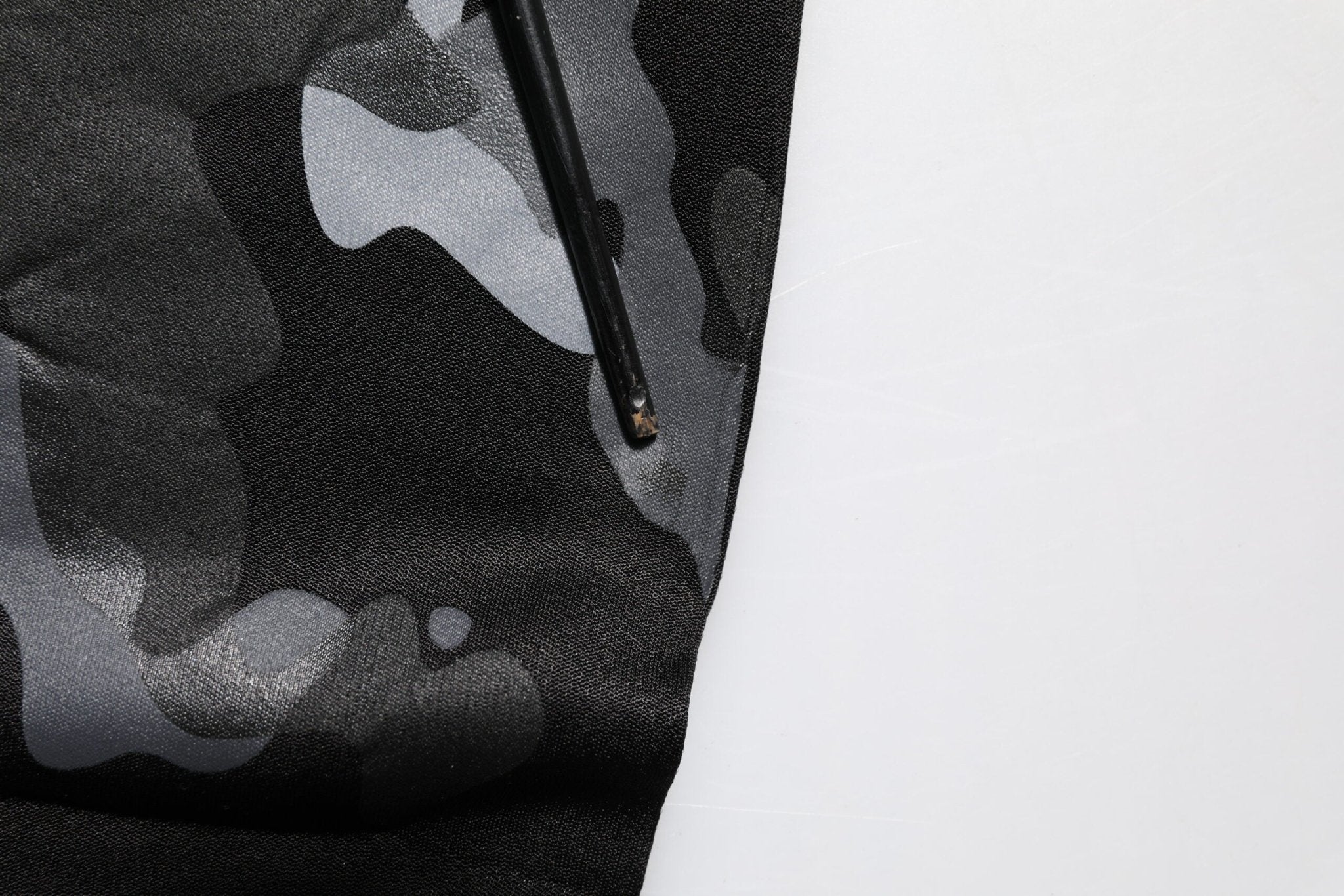 Dolce & Gabbana Black Camouflage Pullover Sweatshirt Sweater - RIMODA