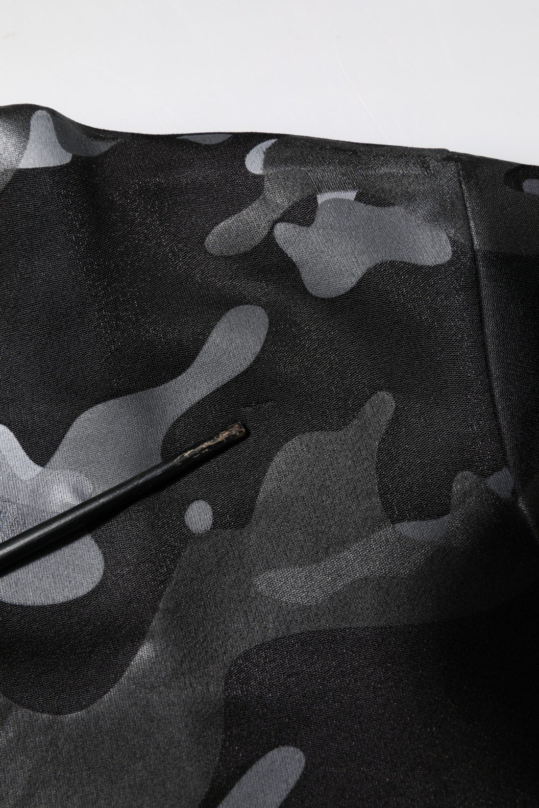 Dolce & Gabbana Black Camouflage Pullover Sweatshirt Sweater - RIMODA
