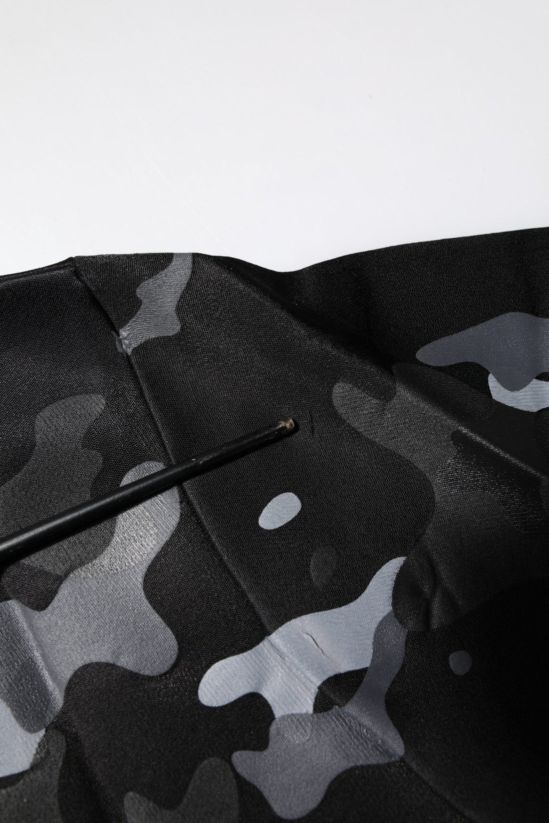 Dolce & Gabbana Black Camouflage Pullover Sweatshirt Sweater - RIMODA