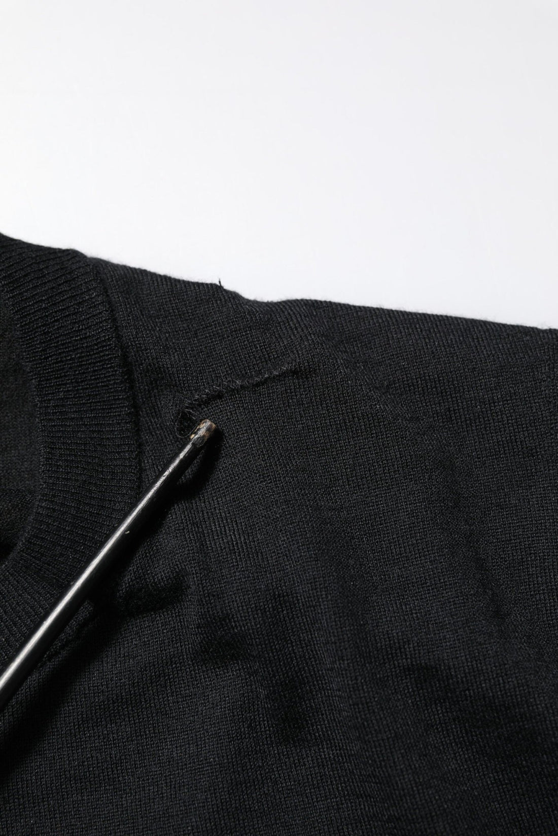 Dolce & Gabbana Black Cashmere Crew Neck Long Sleeves T-shirt - RIMODA