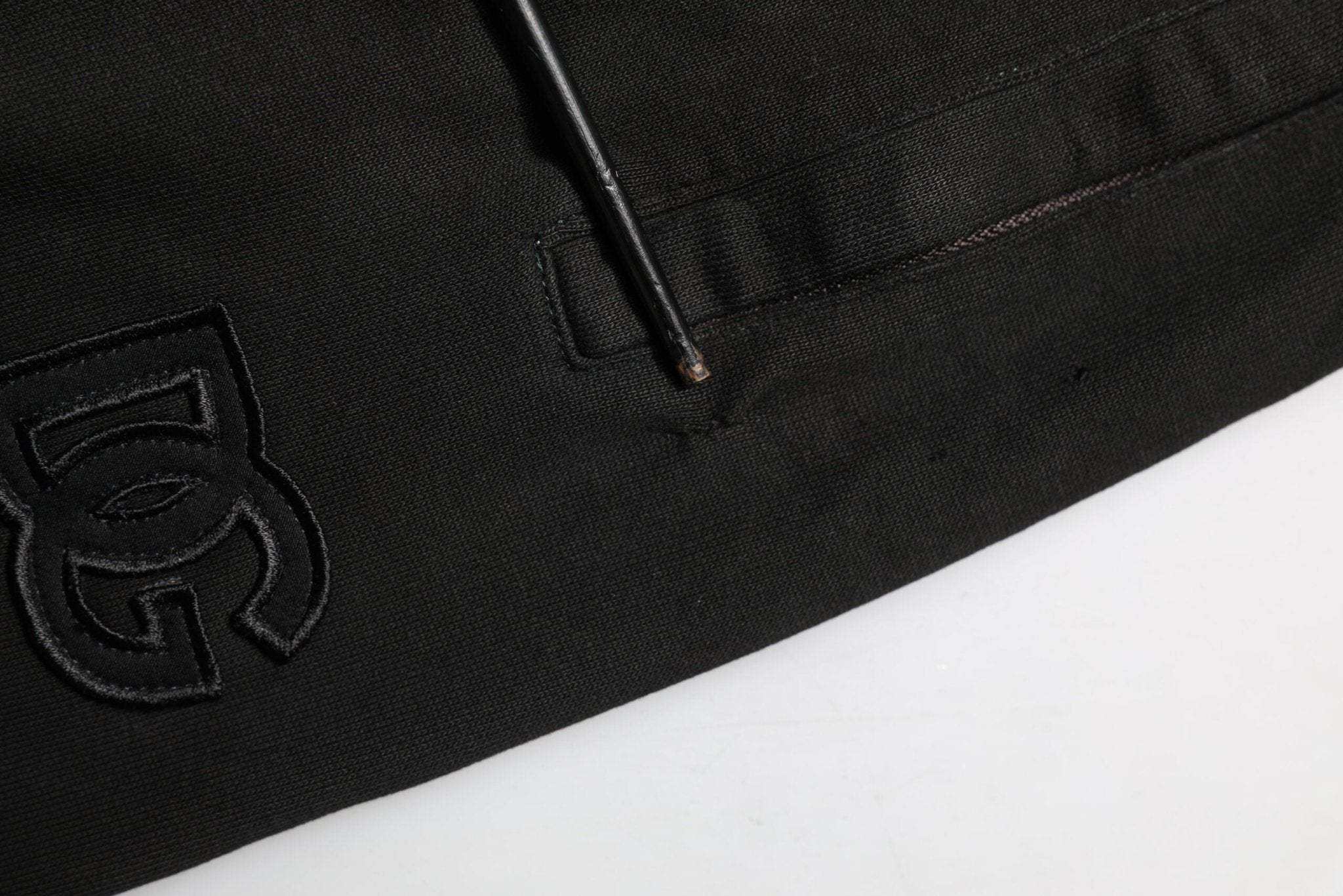 Dolce & Gabbana Black Cotton DG Logo Men Jogger Pants - RIMODA