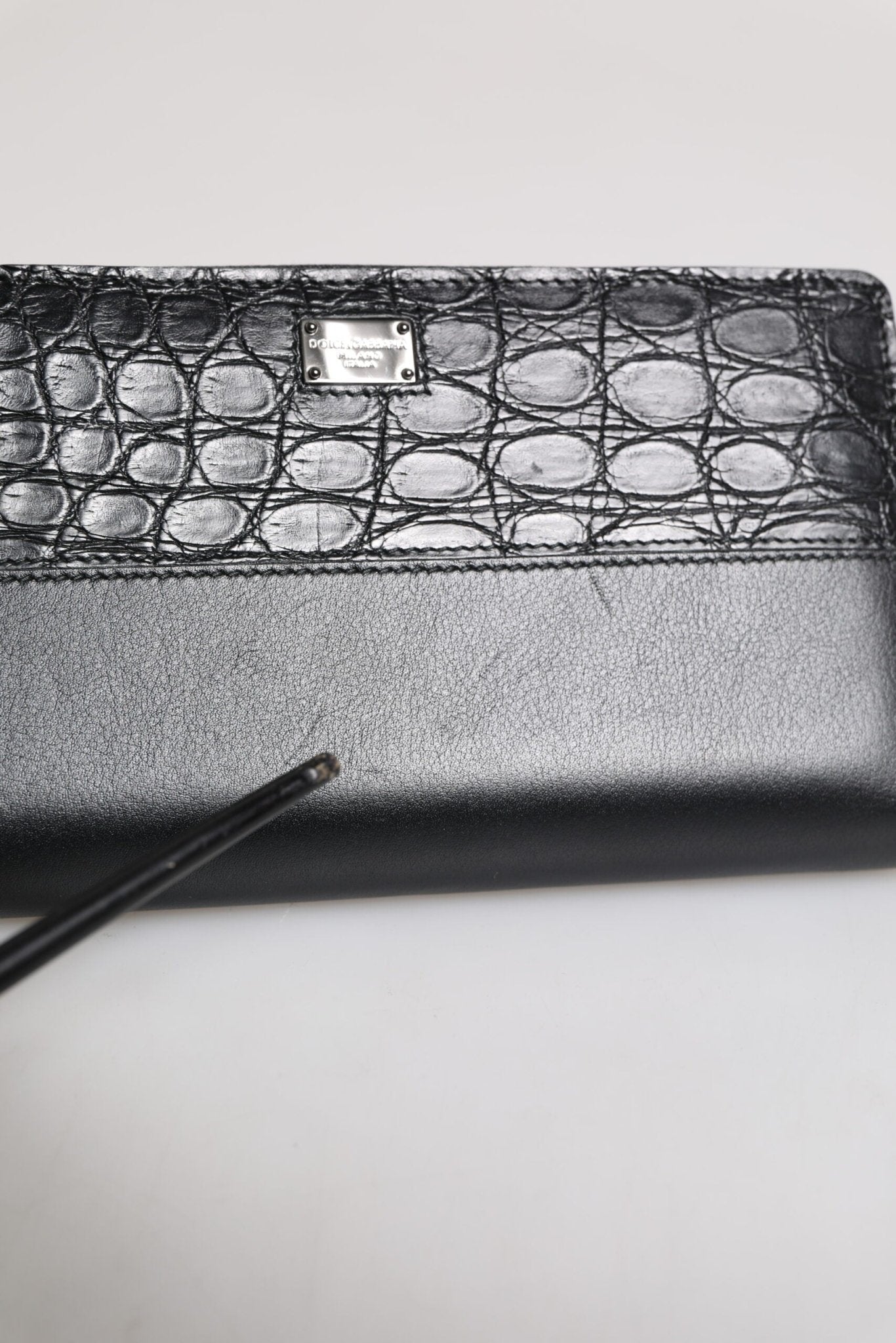 Dolce & Gabbana Black Leather Logo Plaque Zip Around Continental Wallet - RIMODA