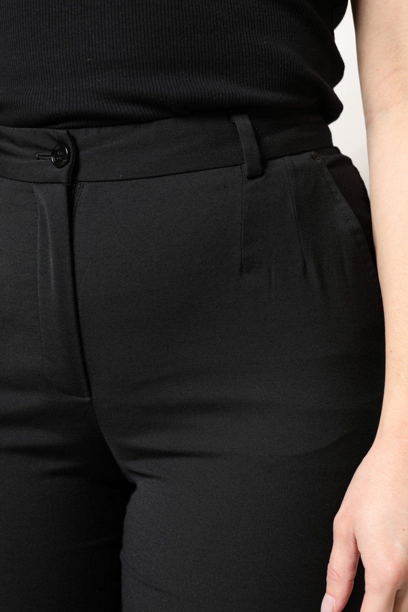 Dolce & Gabbana Black Polyester High Waist Slim Pants - RIMODA