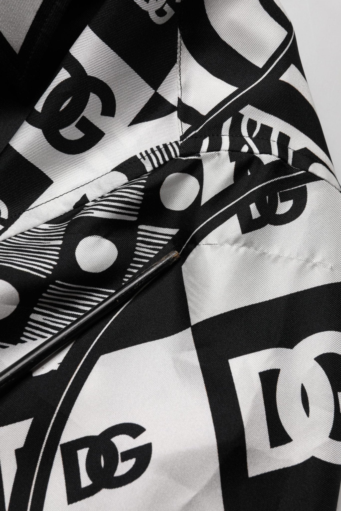 Dolce & Gabbana Black Silk Logo Print Short Sleeves Shirt - RIMODA