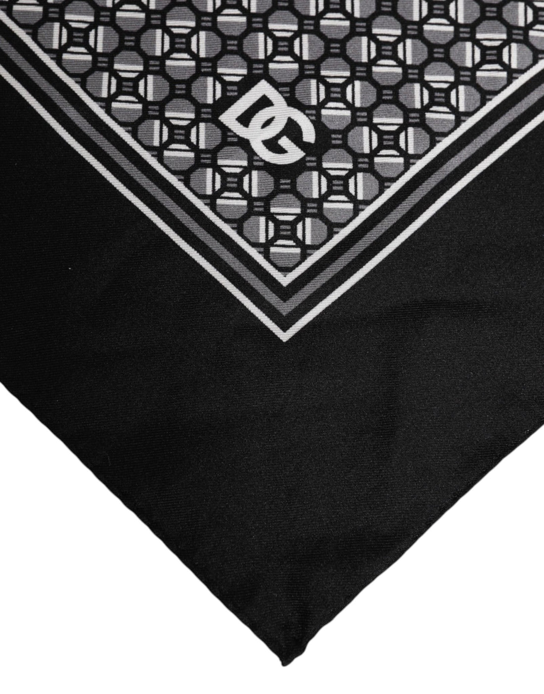 Dolce & Gabbana Black White Patterned Square Foulard Scarf - RIMODA